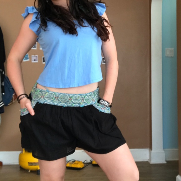 Free People Printed Shorts - Picture 6 of 7